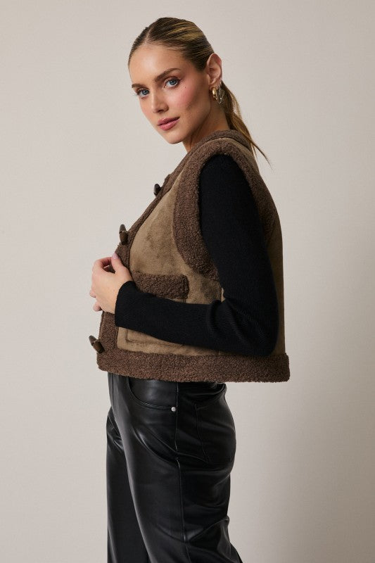 Suede & Sherpa Bonding Vest Outerwear